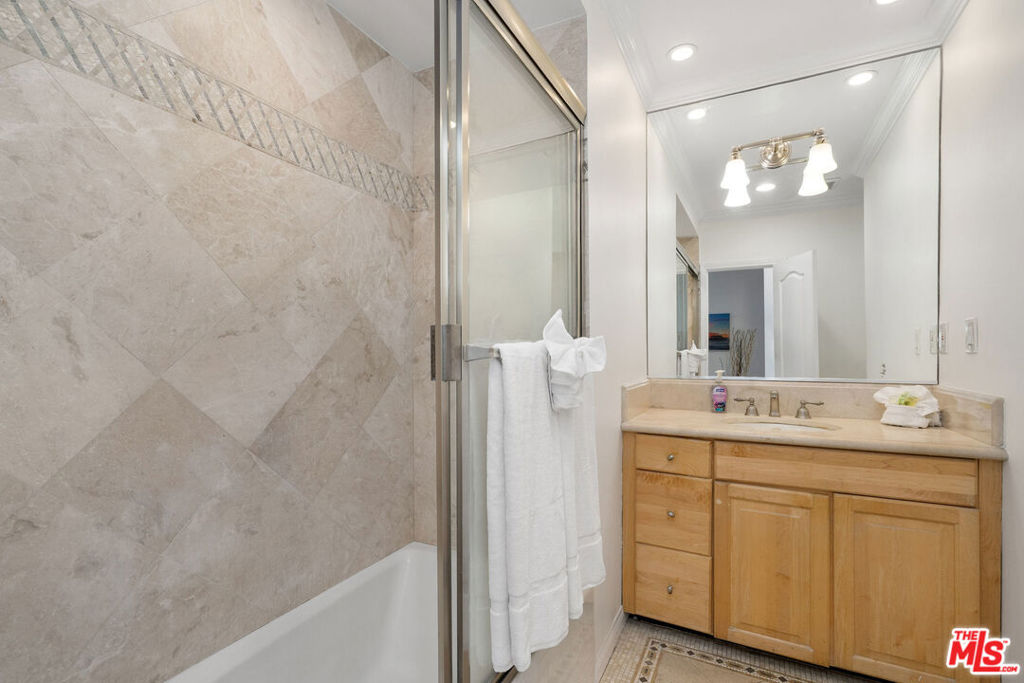 2101 Ocean Avenue 17 Property Photo 15