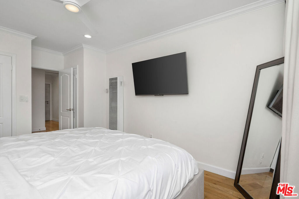2101 Ocean Avenue 17 Property Photo 16