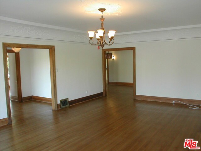 857 S Sycamore Avenue Property Photo 6