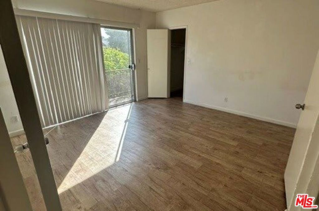 3747 Mentone Avenue Property Photo 9