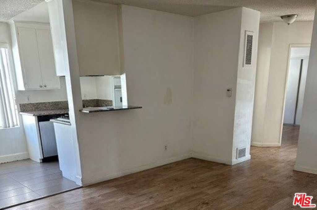 3747 Mentone Avenue Property Photo 10