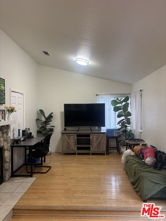 44335 Palo Verde Street Property Photo 4