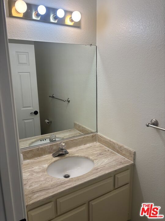 44335 Palo Verde Street Property Photo 15