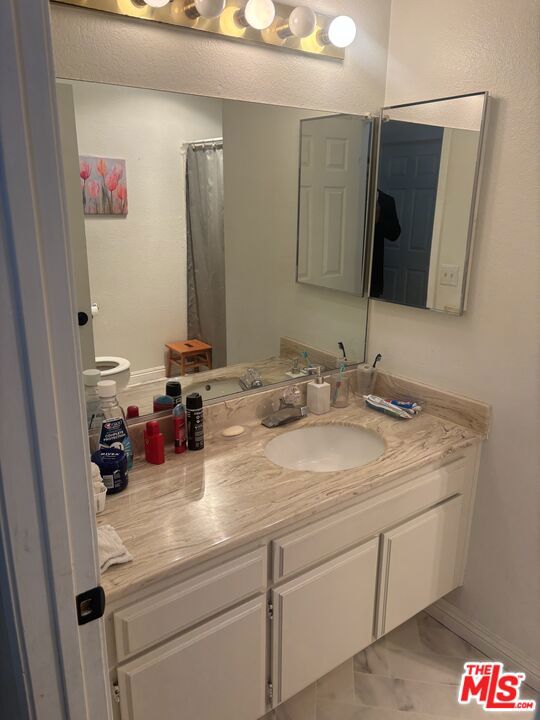 44335 Palo Verde Street Property Photo 20