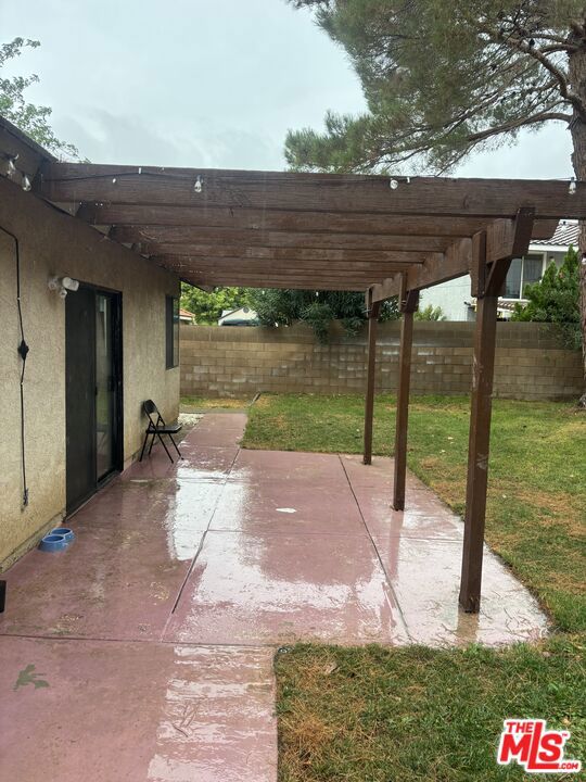 44335 Palo Verde Street Property Photo 37