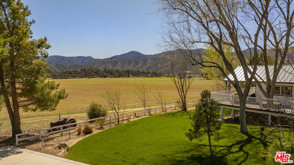 29433 Highway 33 Property Photo 8