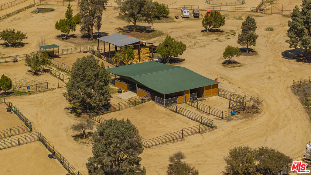 29433 Highway 33 Property Photo 20