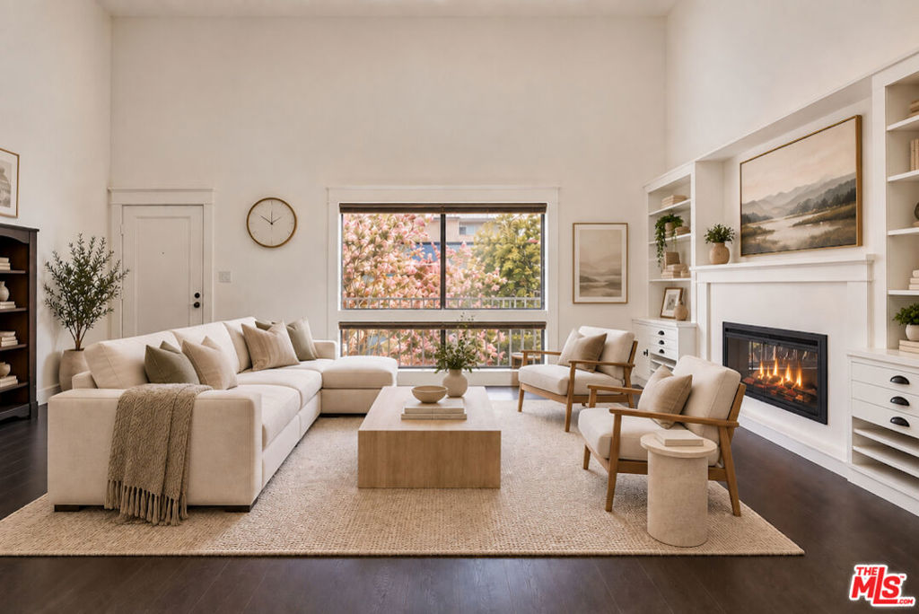 200 S La Fayette Park Place 2 Property Photo 1