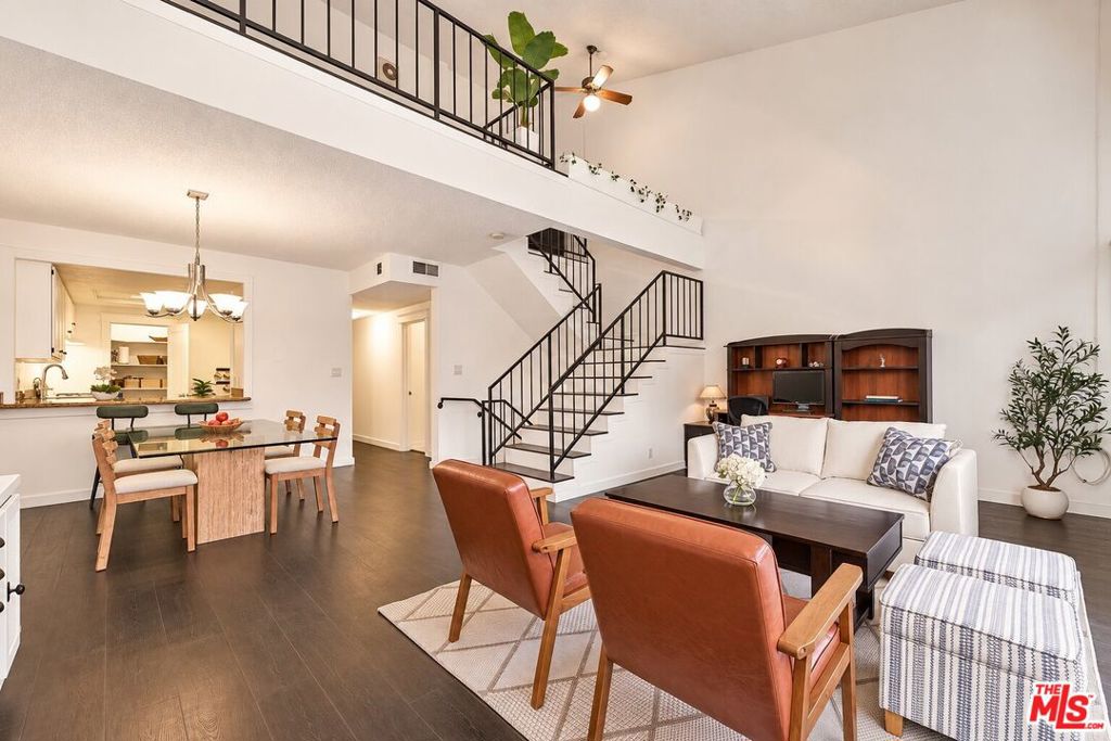 200 S La Fayette Park Place 2 Property Photo 6