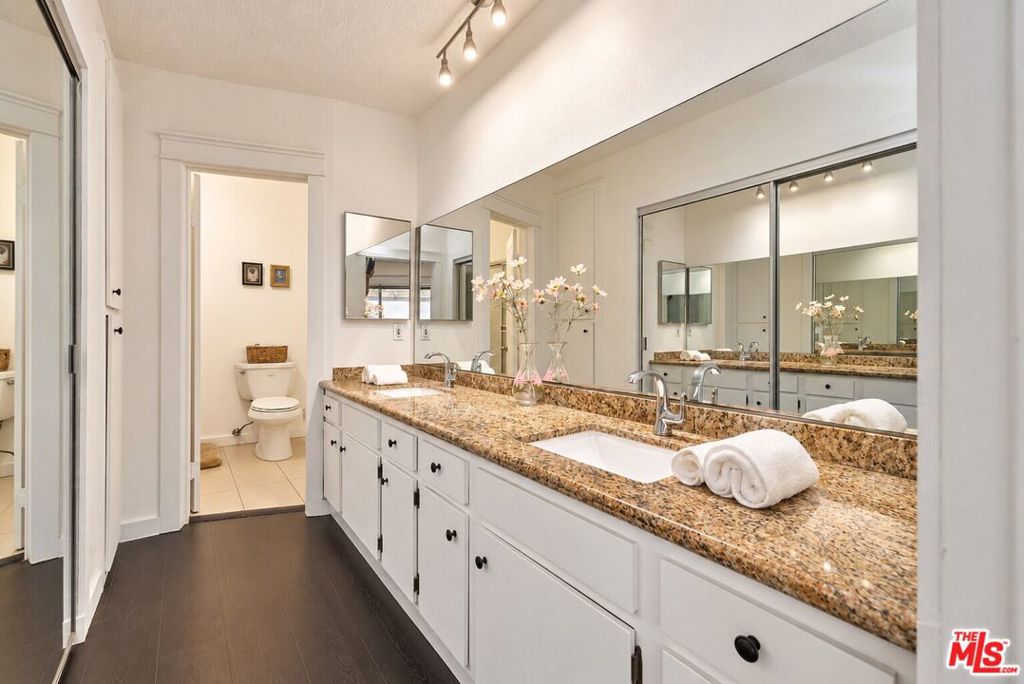 200 S La Fayette Park Place 2 Property Photo 14