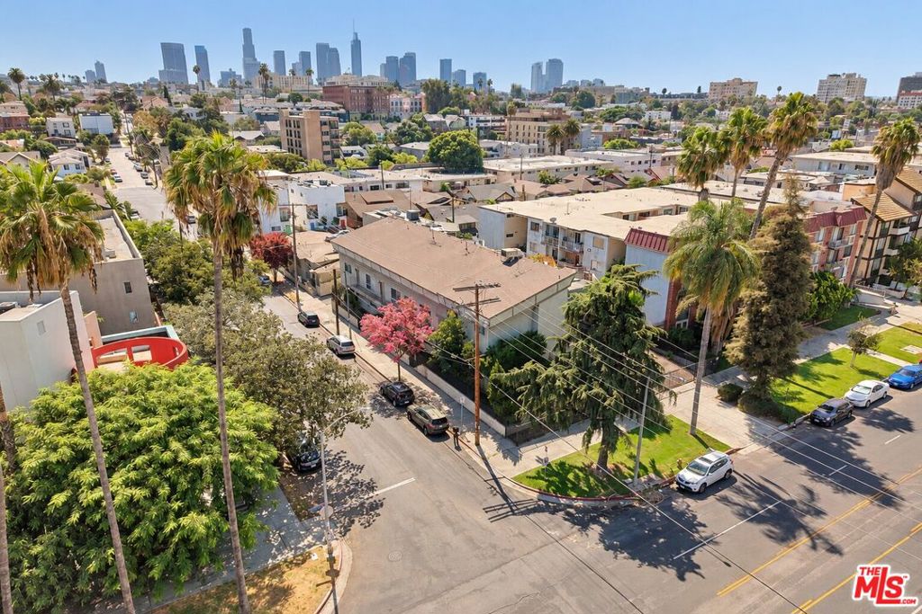 200 S La Fayette Park Place 2 Property Photo 27