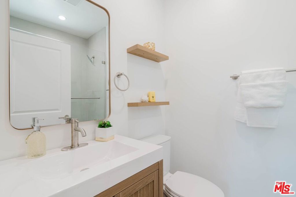 13245 Calcutta Street Property Photo 8