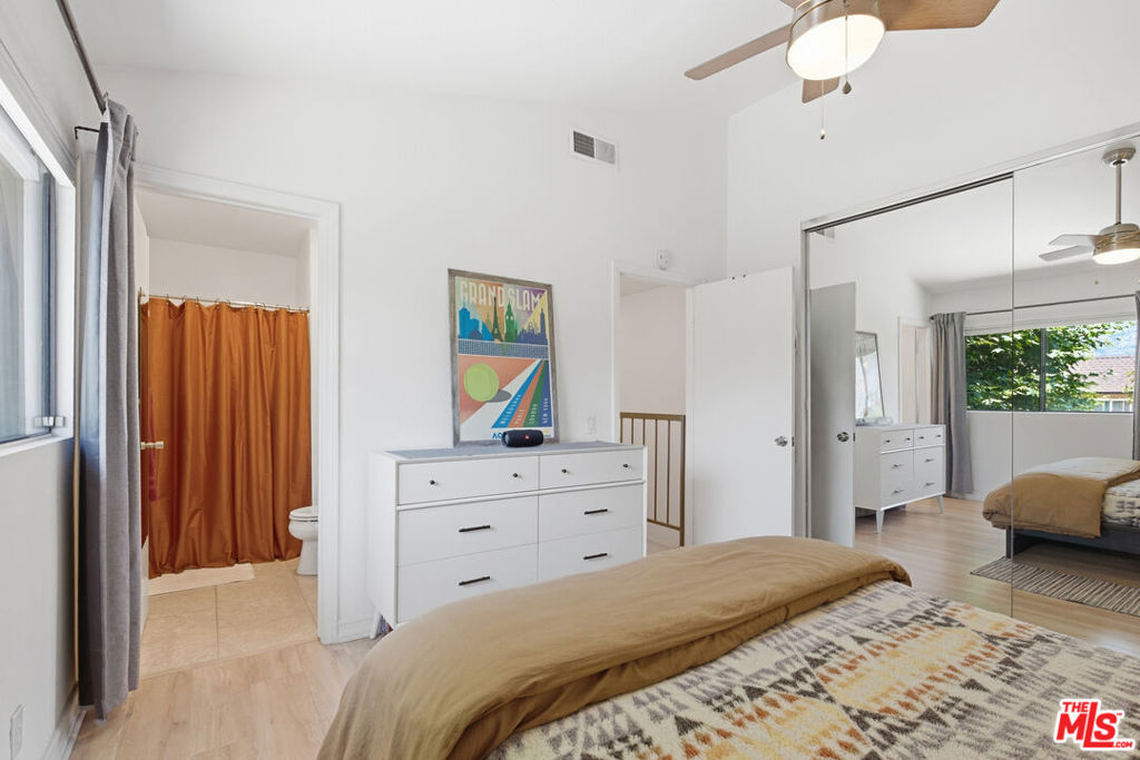 350 Burchett Street 101 Property Photo 14