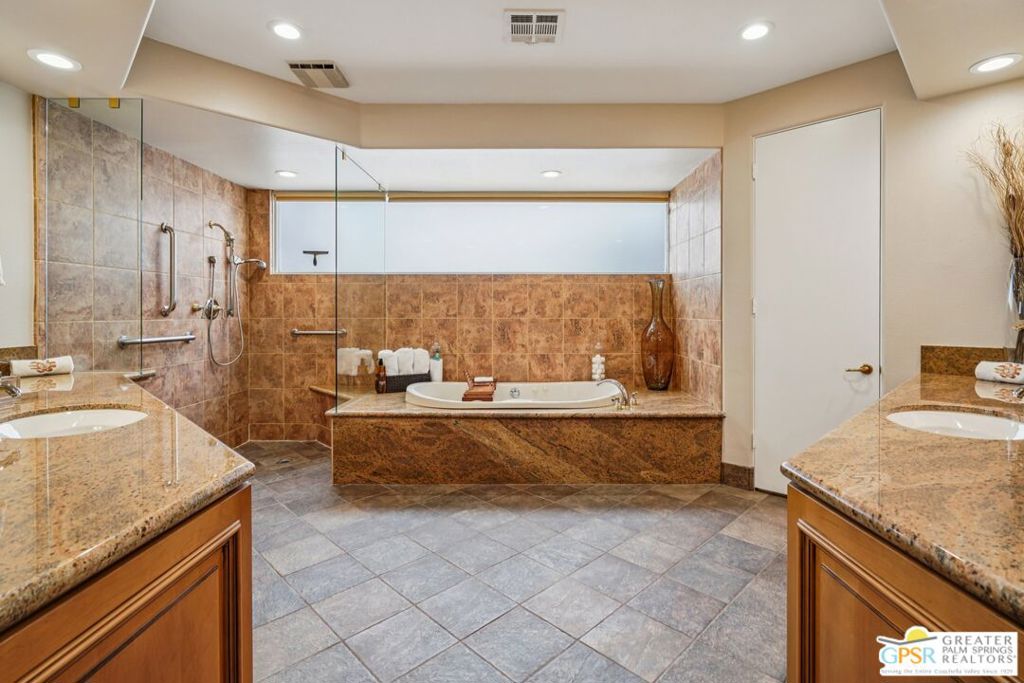 79140 Fox Run Property Photo 26