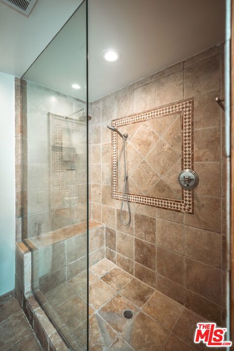 410 N Crescent Heights Boulevard Property Photo 25