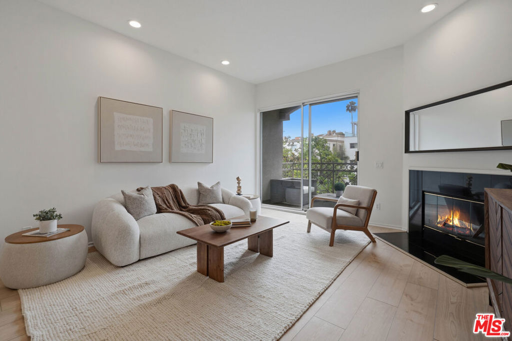 1820 S Beverly Glen Boulevard 208 Property Photo 2