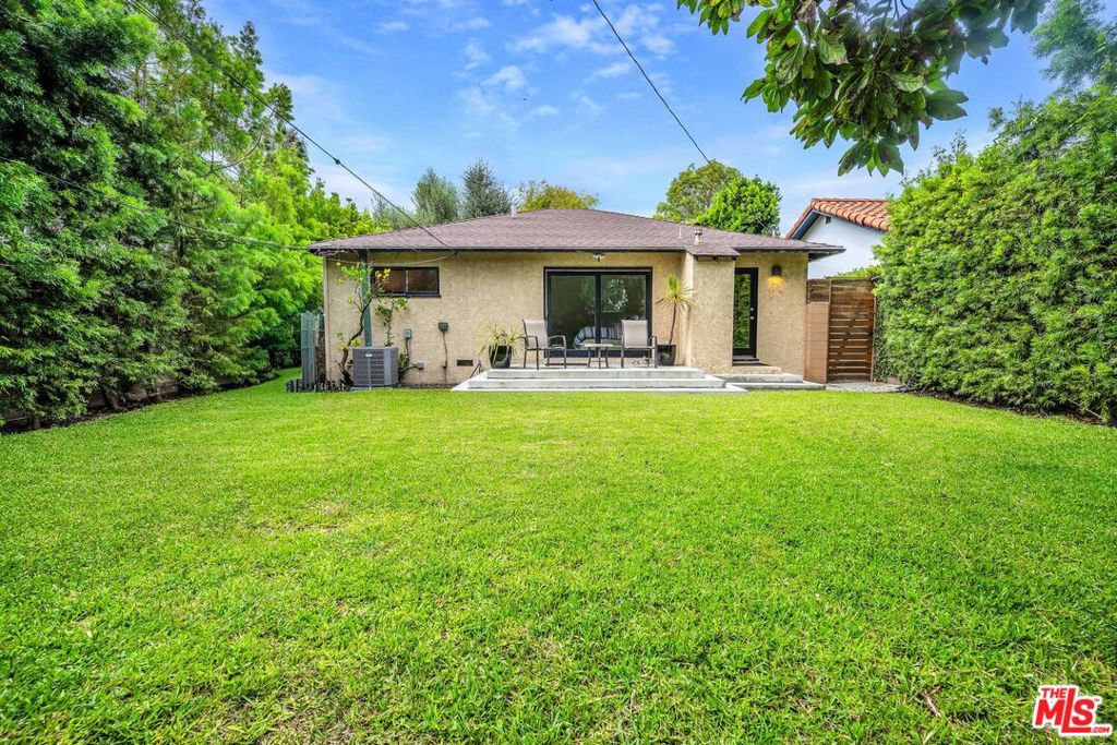 828 Howard Street Property Photo 1