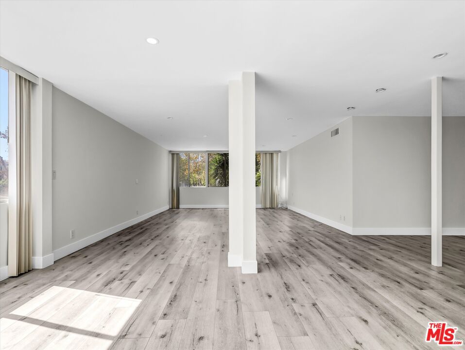 9221 Charleville Boulevard C Property Photo 4