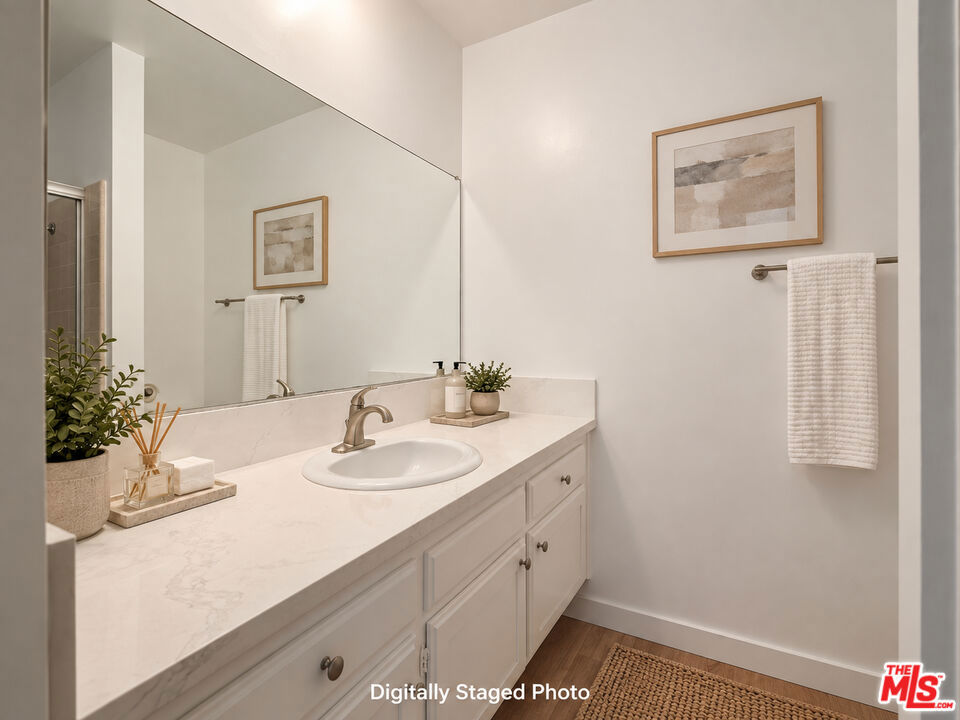 5625 Windsor Way 117 Property Photo 10