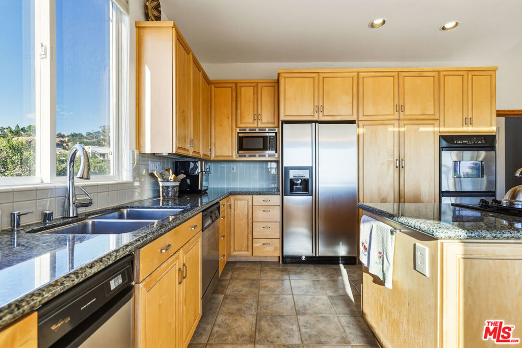 229 Lorine Lane Property Photo 13