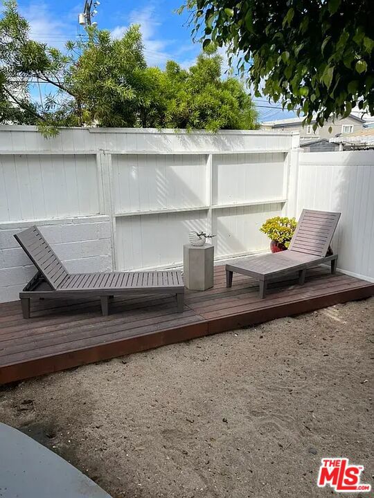 104 Fowling Street Property Photo 14