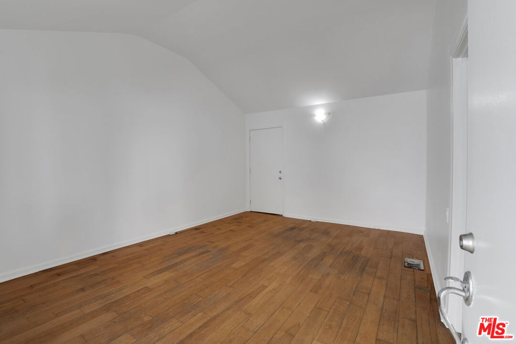 137 Arena Street Property Photo 11