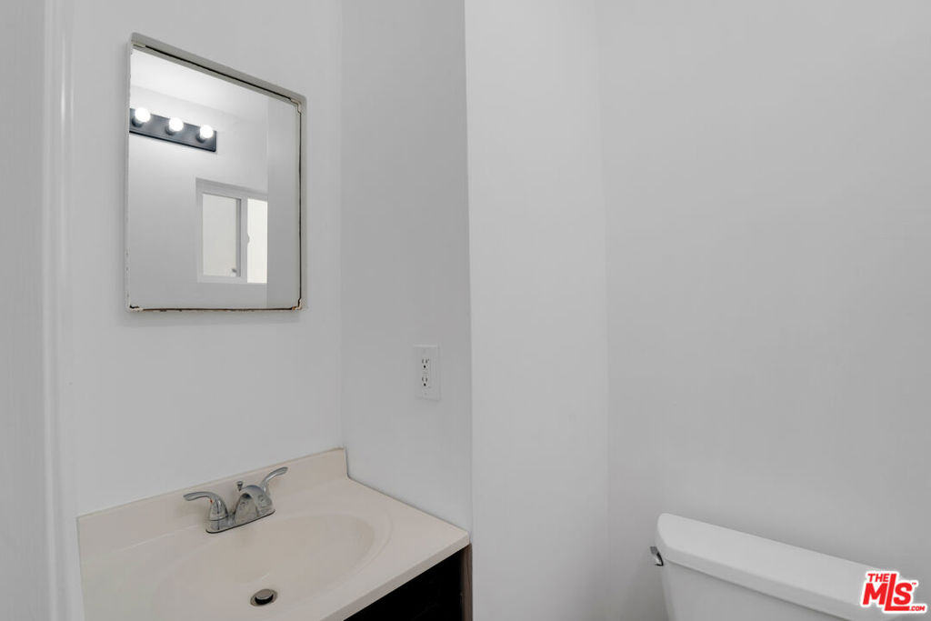 137 Arena Street Property Photo 17
