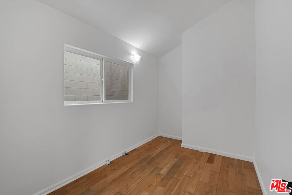 137 Arena Street Property Photo 18