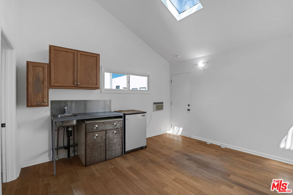 137 Arena Street Property Photo 25