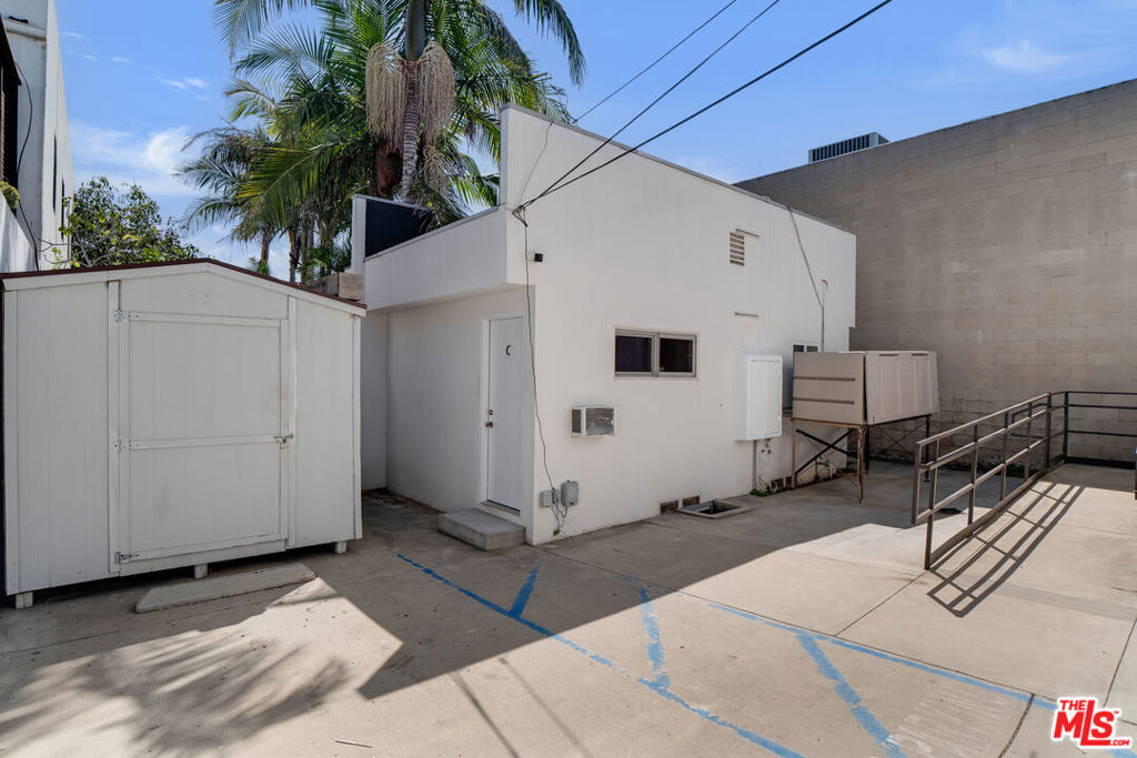 137 Arena Street Property Photo 30