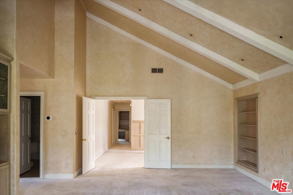 2573 Benedict Canyon Drive Property Photo 29