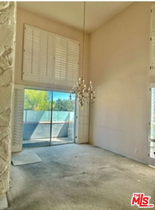 4949 Genesta Avenue 409 Property Photo 6