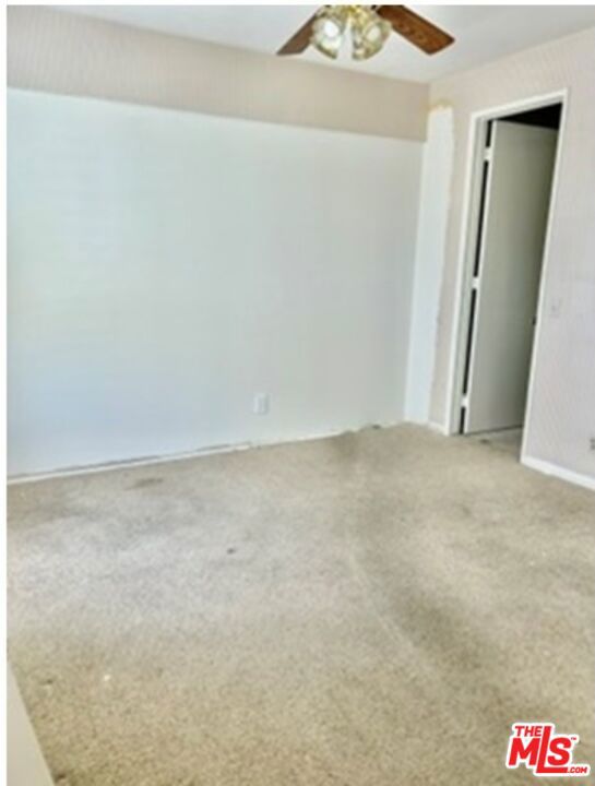 4949 Genesta Avenue 409 Property Photo 14