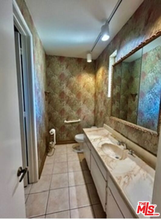 4949 Genesta Avenue 409 Property Photo 15