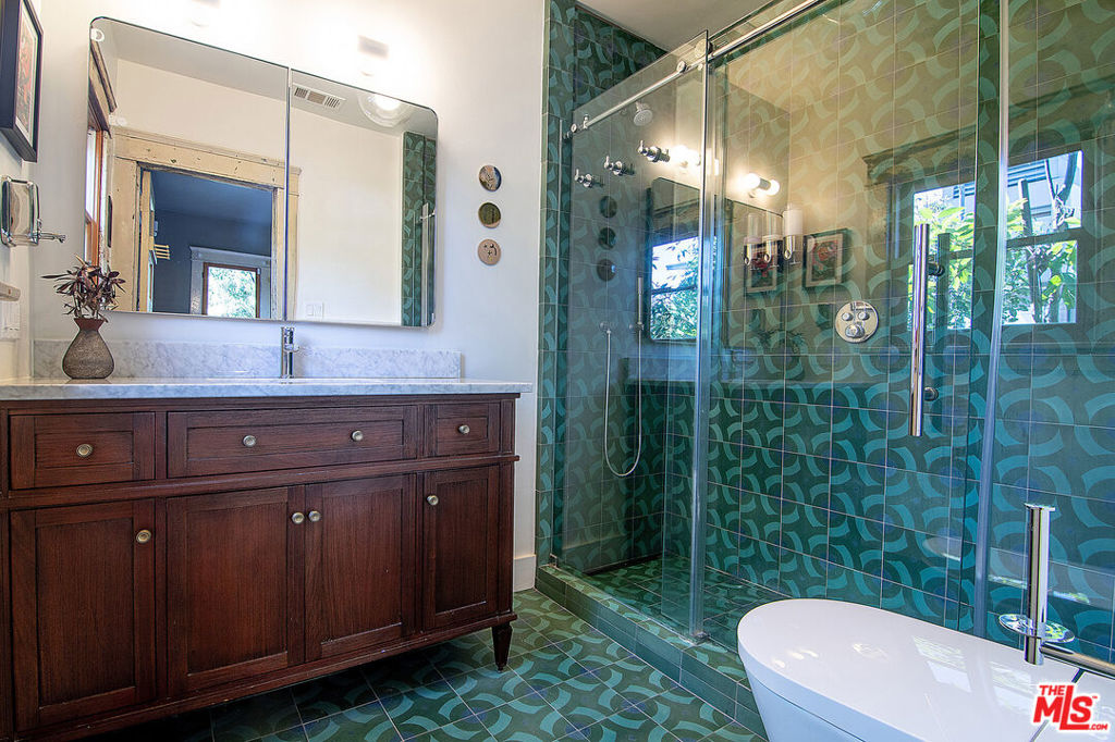 1130 Electric Avenue Property Photo 22