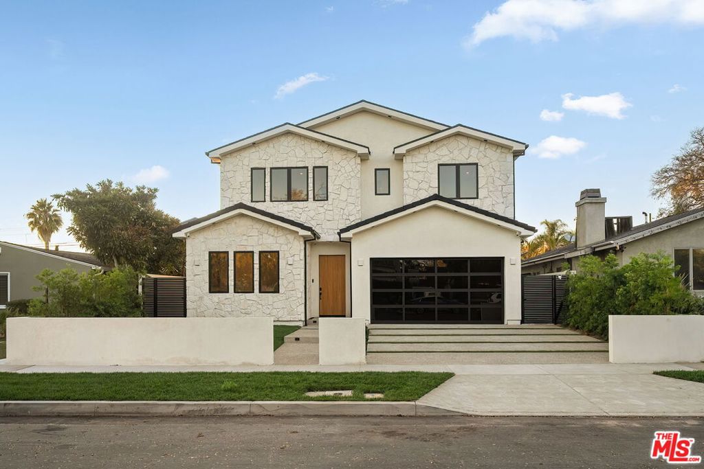 12657 Dewey Street Property Photo