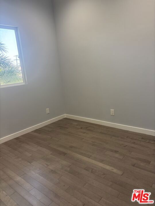7925 Kittyhawk Avenue Property Photo 7