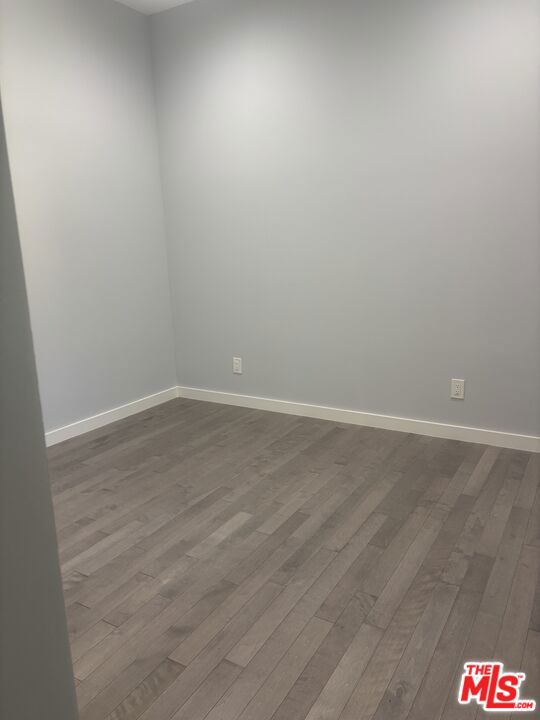 7925 Kittyhawk Avenue Property Photo 9