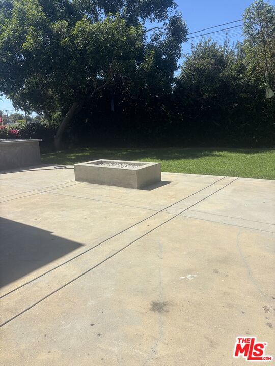 7925 Kittyhawk Avenue Property Photo 16