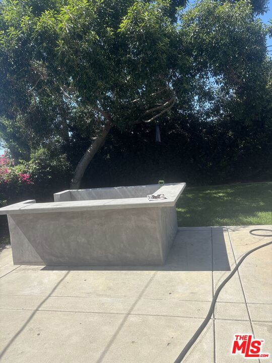 7925 Kittyhawk Avenue Property Photo 17
