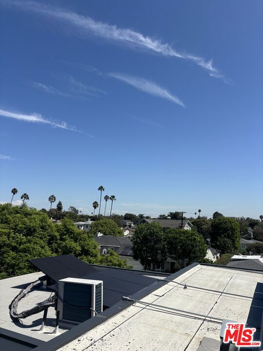 7925 Kittyhawk Avenue Property Photo 18