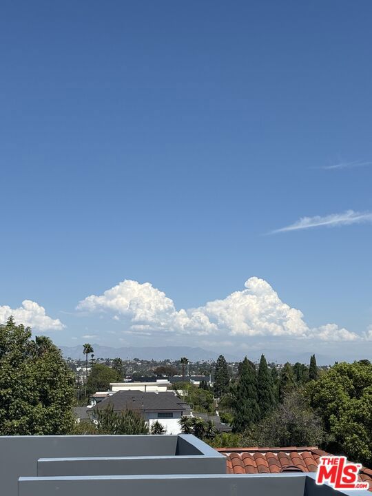 7925 Kittyhawk Avenue Property Photo 20
