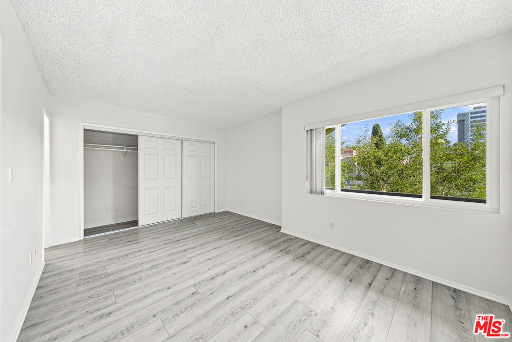 1246 Euclid Street 6 Property Photo 6