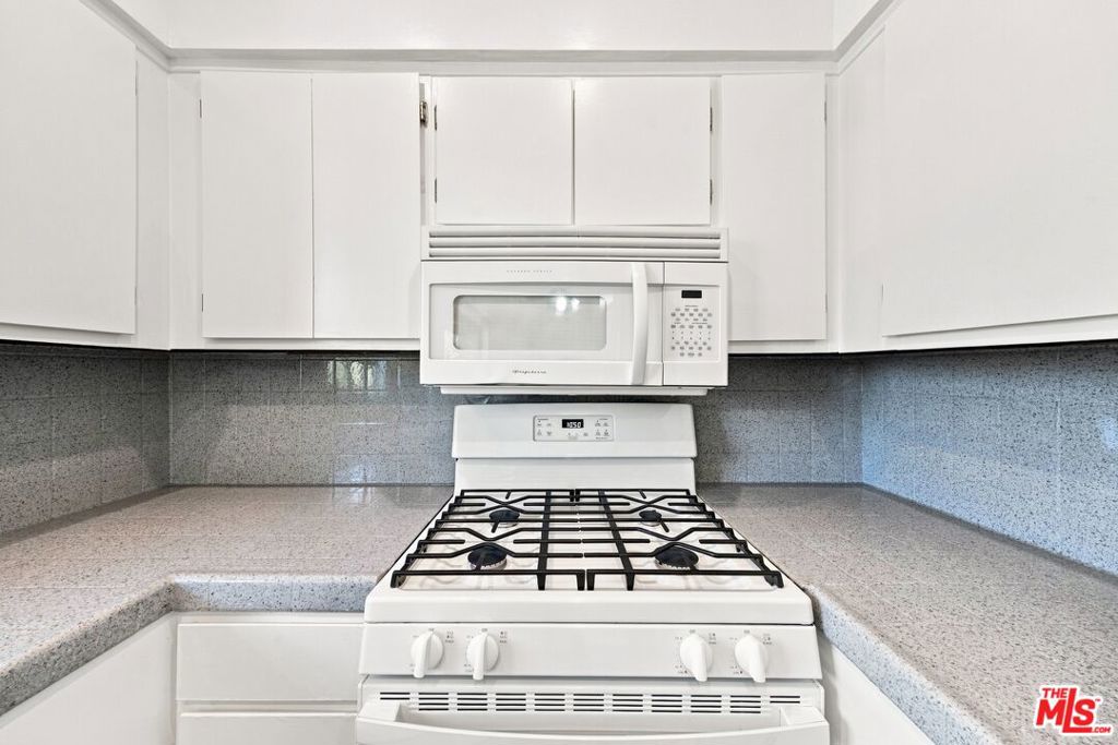 1246 Euclid Street 6 Property Photo 22