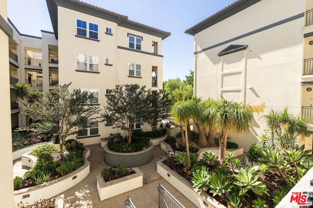 12963 Runway Road 218 Property Photo 2