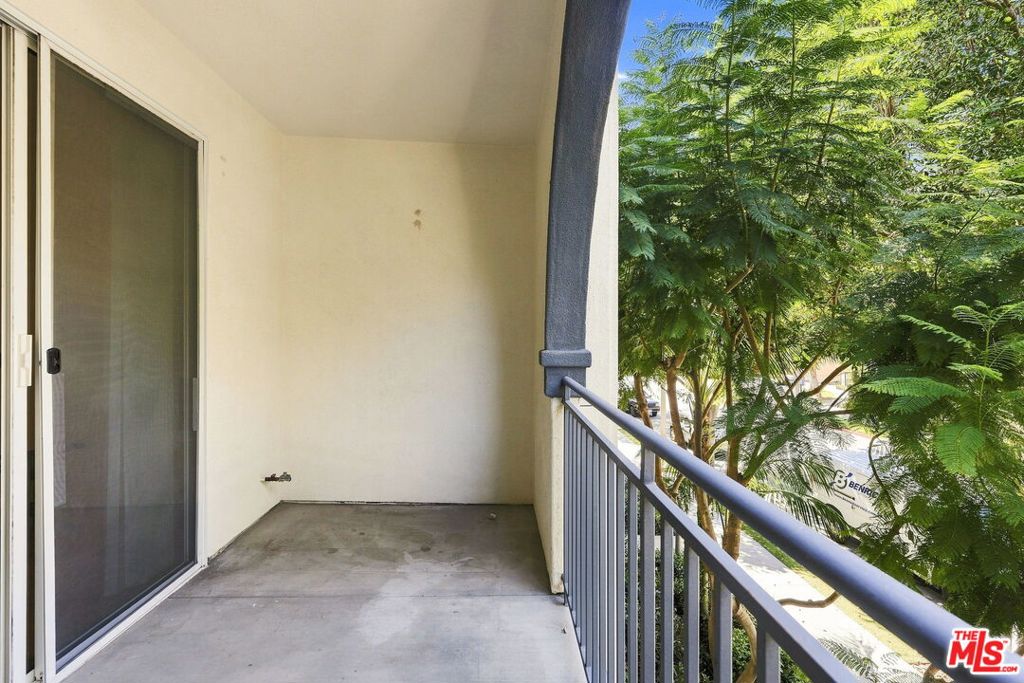 12963 Runway Road 218 Property Photo 12