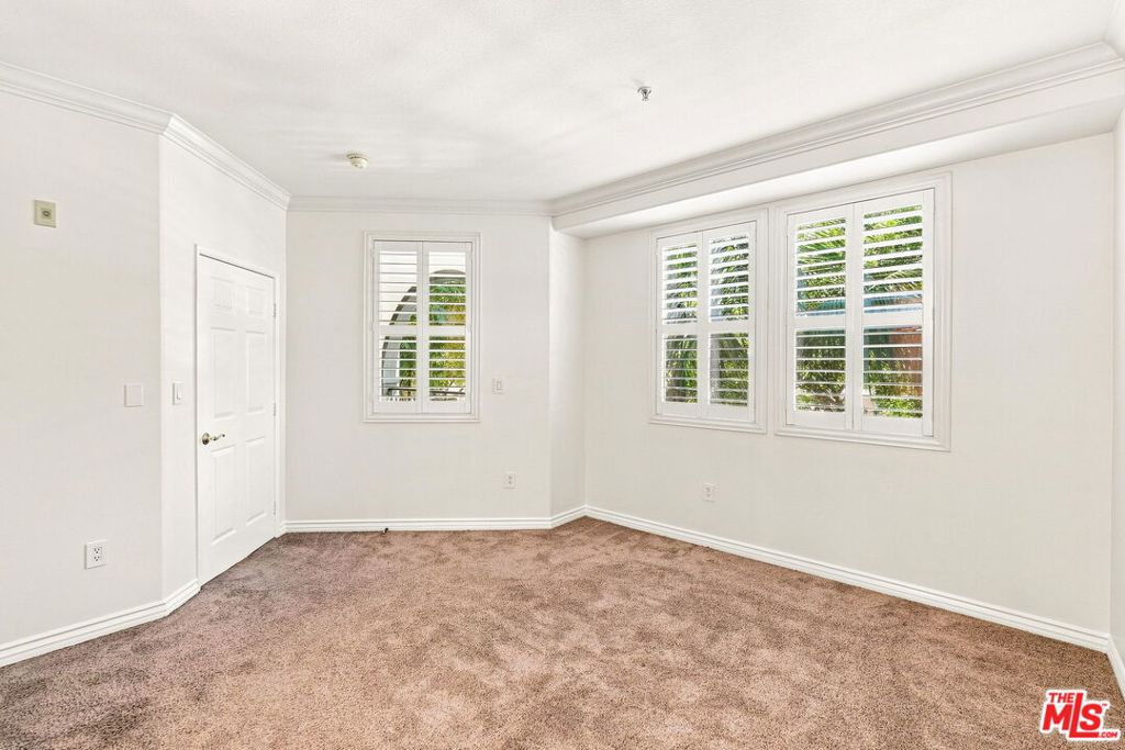 12963 Runway Road 218 Property Photo 17