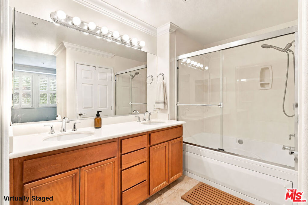 12963 Runway Road 218 Property Photo 22
