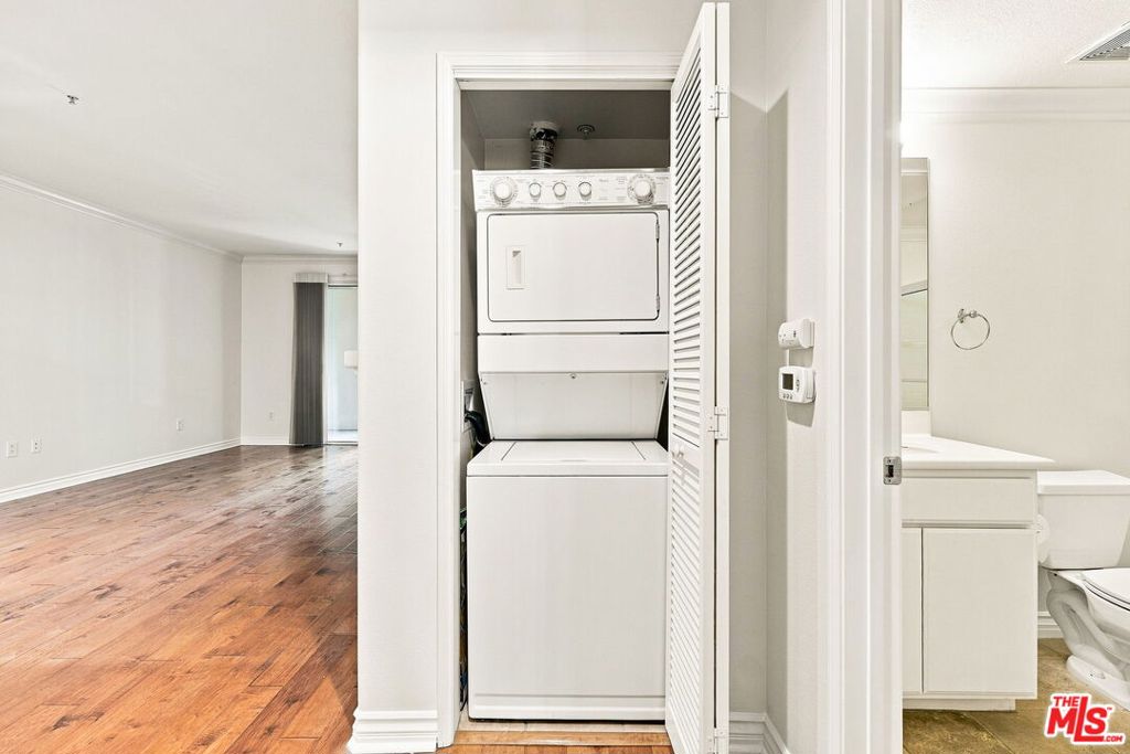 12963 Runway Road 218 Property Photo 26