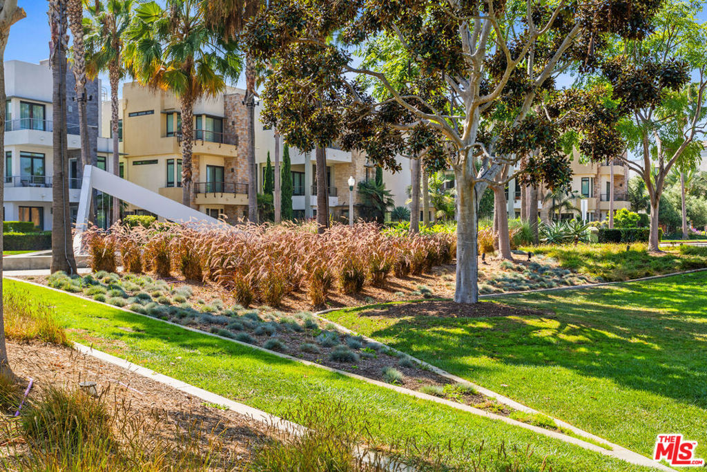 12963 Runway Road 218 Property Photo 48